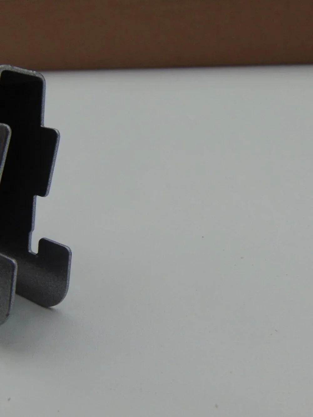 16 Rubbermaid Brackets Twin Track Bracket 14.5” Lot Of 16 FG4C0602NNCKL Nickel